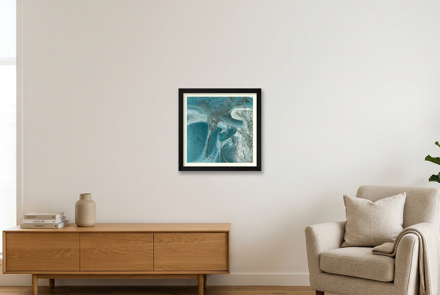 Invertierter Schaum — 30×30cm Black Frame