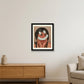 Frau mit Smiley — 28×35cm Black Frame